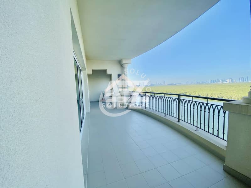 8 Mangrove View 3 BR with Maid Room