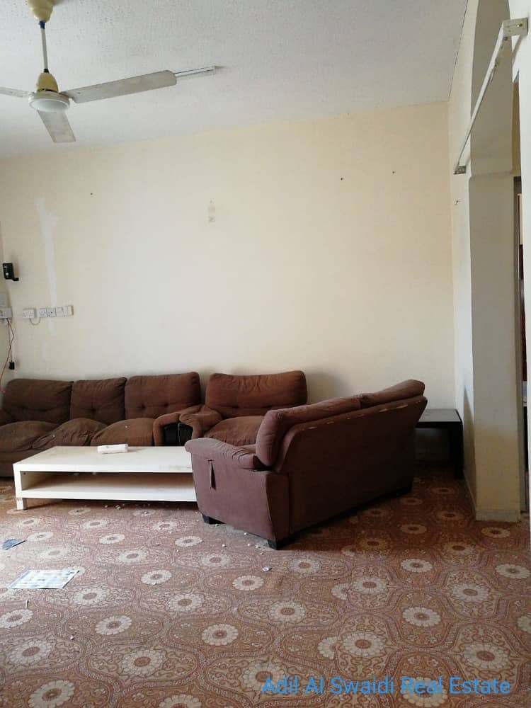 3 BHK VIlla with 2 master rooms, majlis, hall, 4 baths Only @ 40k p.a. 3 BHK VIlla with 2 master rooms, majlis, hall, 4 baths Only @ 40k p.a.
