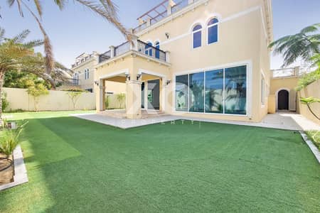 4 Bedroom Villa for Rent in Jumeirah Park, Dubai - VACANT NOW | PARK FACING | SINGLE ROW