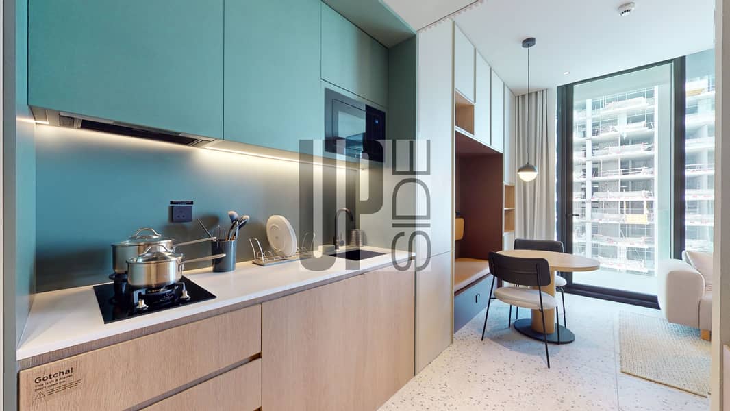 UPSIDE-Living-The-Modern-Meydan-Views-09132023_102823. jpg
