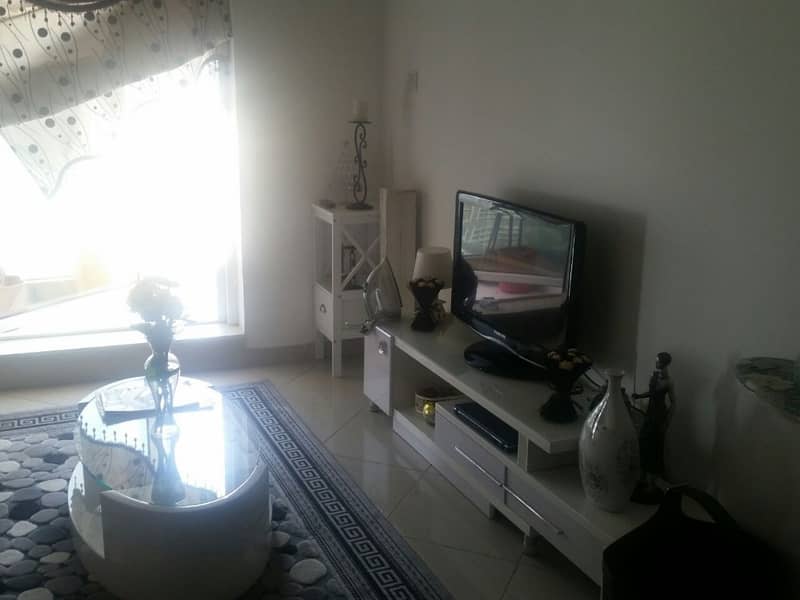 Large , Cosy, Chiller Free, Near Metro, 1 Bedroom, 2 baths, 2 Balcony, Open Kitchen Apartment
