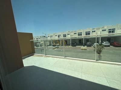 Vacant Ready to Move 3 Bedroom Villa For Sale