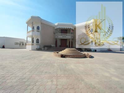 *** Luxurious | 10 Bedroom Palace | 2 pools with Cardio equipments | 4 covered parking ***