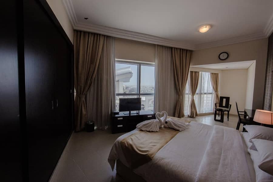 位于迪拜湾，阿尔曼霍尔街区 1 卧室的公寓 65000 AED - 3740084