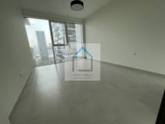 1 BR Apartment with Specular Skyline View