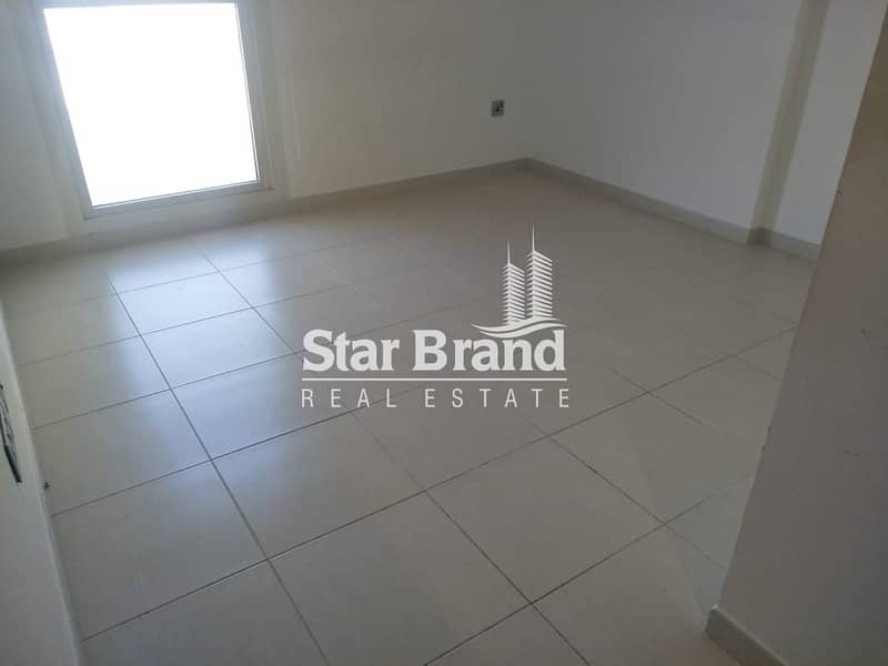 1 bedroom apartment in marina square for sale on urgent