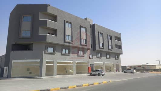 Studio for Rent in Emirates Modern Industrial Area, Umm Al Quwain - Studio for Bachelors  with close kitchen in new Sanaya UAQ