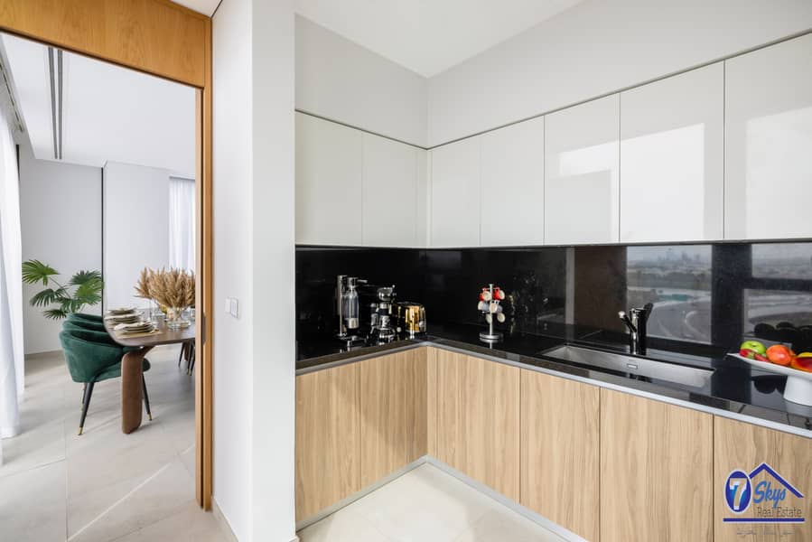 6 Residence_110_Kitchen_2. jpg