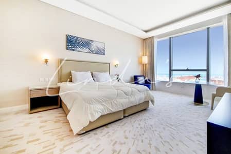 Studio for Sale in Palm Jumeirah, Dubai - Luxurious Studio | High Floor | Sea Views