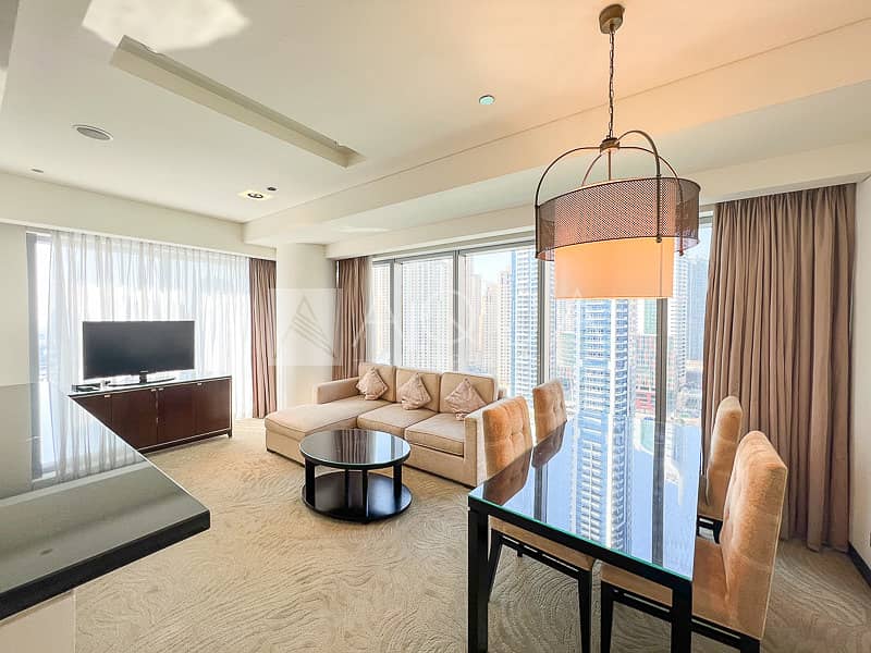 位于迪拜码头，迪拜谦恭海滨酒店（购物中心酒店） 2 卧室的公寓 300000 AED - 8489044