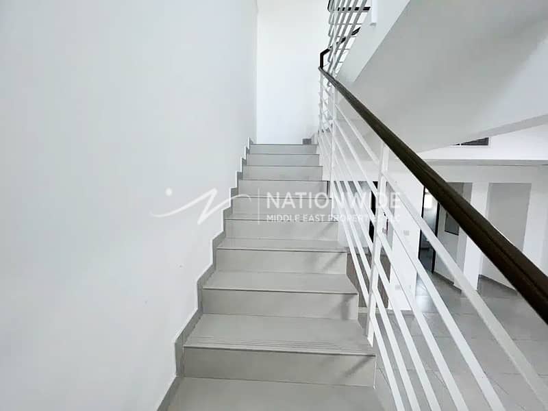 Spacious 2BR| Amazing Layout| Rented| Prime Area