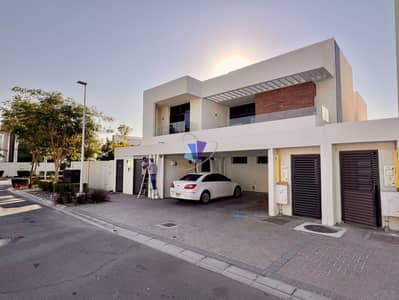 5 Bedroom Villa for Rent in Yas Island, Abu Dhabi - image00002. jpeg