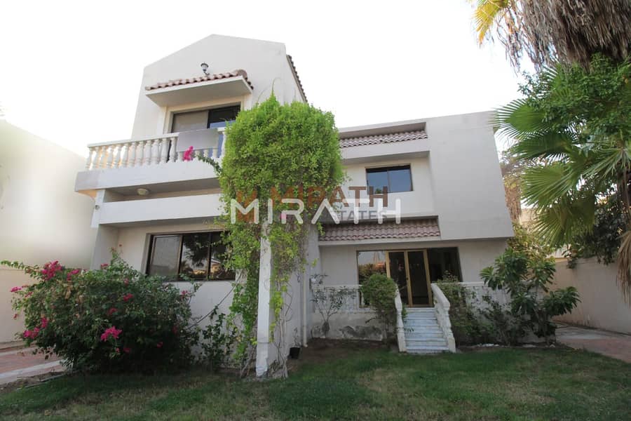 Good Looking Independent Villa | Private Garden