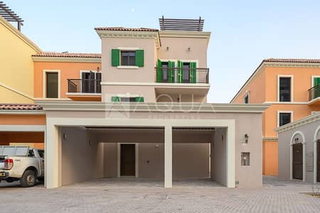 4 Bedroom Villa for Rent in Jumeirah, Dubai - Vacant | Superb Amenities Near | Unfurnished