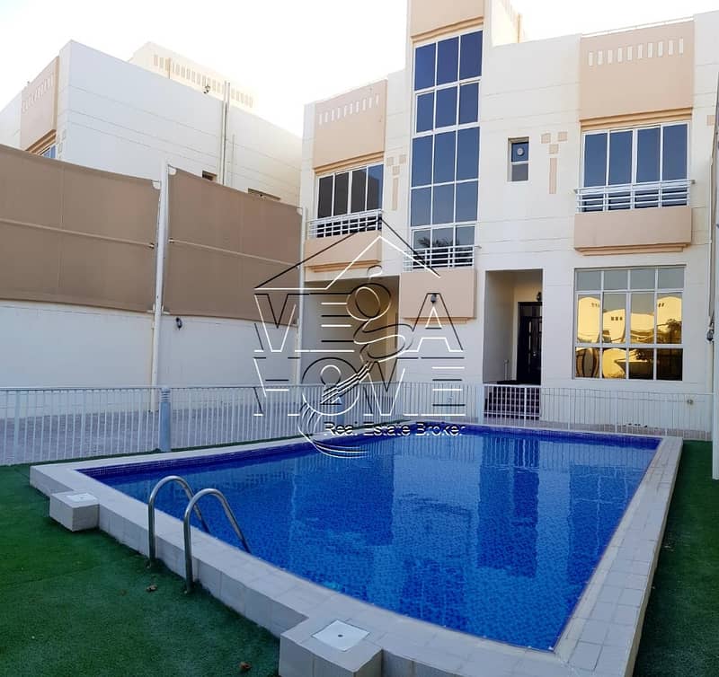 PRIVATE ENTRANCE 4 BED VILLA W/GARDEN AND POOL