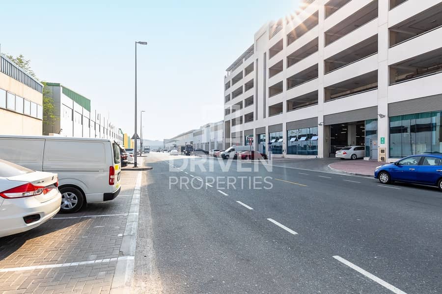 Prime  Location | Well Managed Warehouse