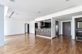 Vacant Unit | Exclusive and Spacious Apt