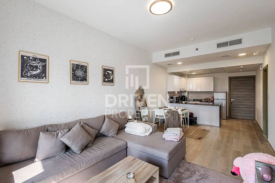 Well-managed Apt with High-end Finishing