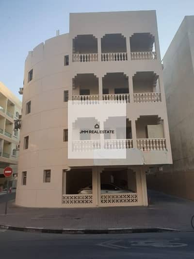 Building for Sale in Bur Dubai, Dubai - WhatsApp Image 2024-01-23 at 13.37. 53_5a102b3c_cleanup. jpg