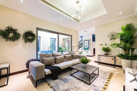 5 Bedroom Villa for Rent in Palm Jumeirah, Dubai - Garden Luxury 5 BR+Maid Villa with Atlantis View, Dubai