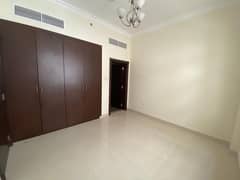 شقة في بناية خيرية أ رحمان،المطينة،ديرة 1 غرفة 45000 درهم - 8500494