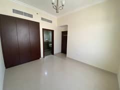 شقة في بناية خيرية أ رحمان،المطينة،ديرة 1 غرفة 45000 درهم - 8500592