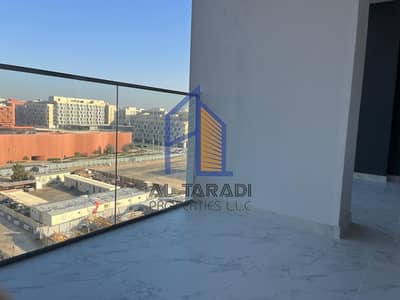 2 Bedroom Flat for Sale in Masdar City, Abu Dhabi - 03b2b987-03ae-44f1-b446-a7a23cc4dc04. jpg