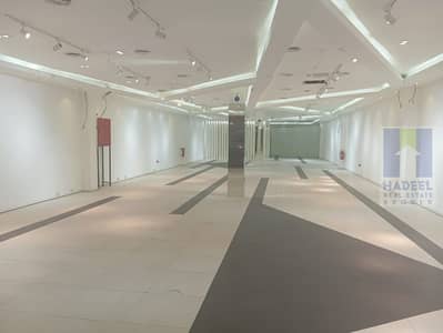 Showroom for Rent in Deira, Dubai - Showroom for Rent on Main Road