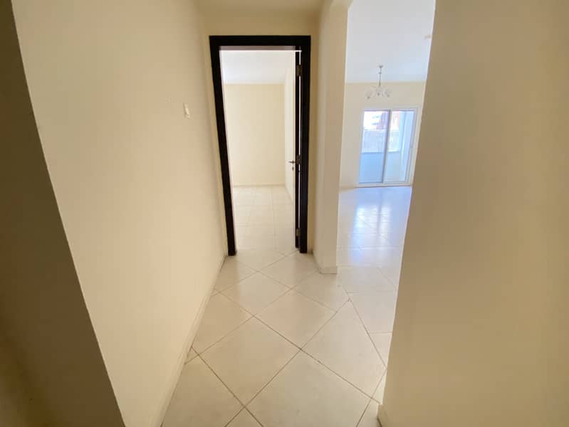No Commission 1bhk with gym pool free )20 days free only family building hot offer 32k No Commission 1bhk with gym pool free )20 days free only family building hot offer 32k