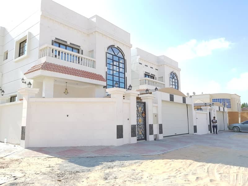 Super Deluxe Brand New Freehold 5 BHK Villa For Sale In Prime Location...