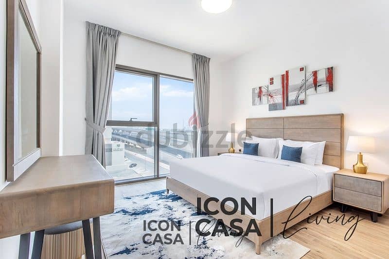 Stylish 1-Bedroom Apartment with  Street View