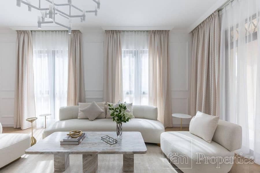 Luxurious | Upgraded 2 Bed | With Vast Terrace