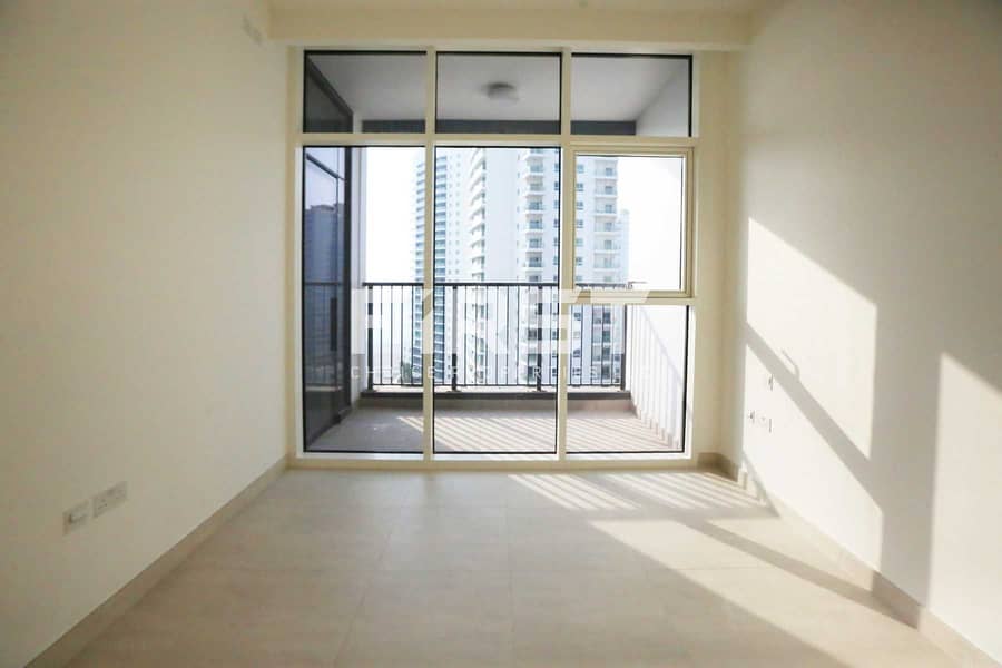 9 Internal Photo of 1 Bedroom Apartment in The Bridges Shams Abu Dhabi Al Reem Island Abu Dhabi UAE (7). jpg