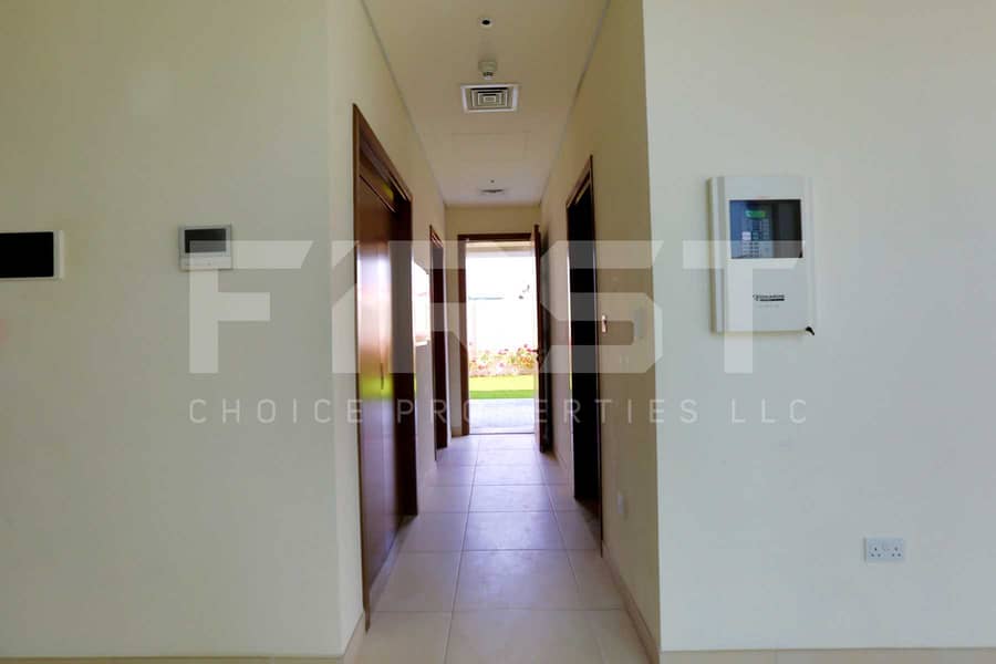 18 Internal Photo of 4 Bedroom Villa in West Yas Yas Island Abu Dhabi U. A (23). jpg