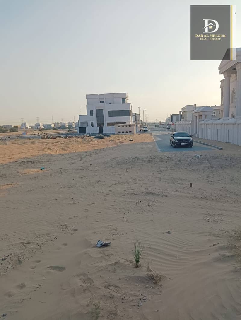 For sale in Sharjah, Al-Hoshi area, residential and investment land, area of ​​5417 feet, permit for a ground villa and the first 50% of the roof, corner on two streets, freehold installments completed, all Arab nationalities. The Al-Hoshi area is charact