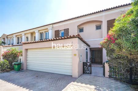 4 Bedroom Townhouse for Sale in Green Community, Dubai - Jacuzzi| Backing Pool and Park| Stunning 4 Bedroom Townhouse for Sale in Green Community, Dubai - Jacuzzi| Backing Pool and Park| Stunning