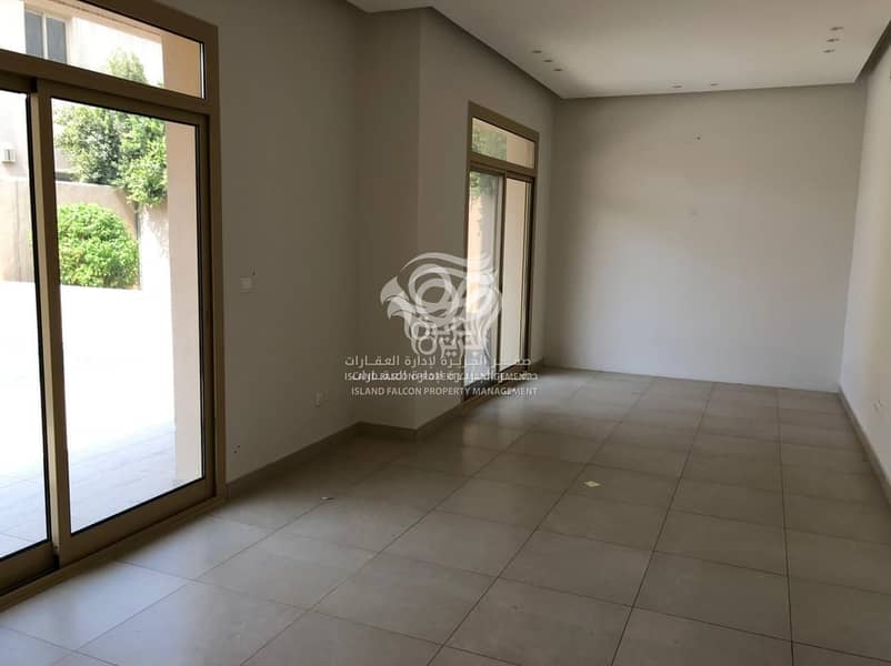 12 Well Maintained Villa with Private Pool