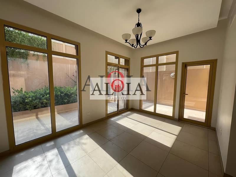 Amazing 4 BR Villa + Maids room Villa in Al Raha