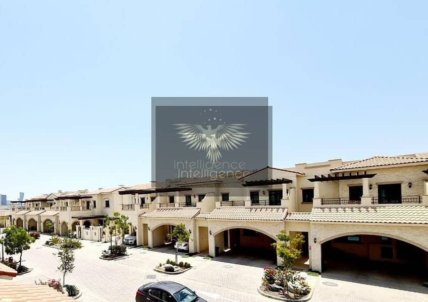 Ideal Investment! Exclusive Villa with Maid`s Room