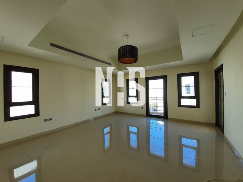 7 A luxurious 5 bed villa for sale in Bloom Garden