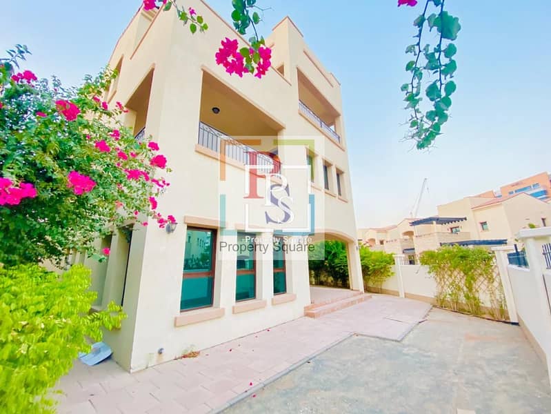 3 Live in Lagrest  5 BR Luxurious Villa  in Bloom Garden