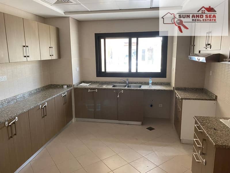 7 Ready to Move in 3 bedroom with complete maintenance