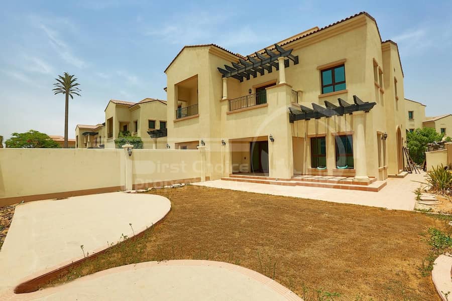 9 Good Investment! Luxurious Spacious Villa.