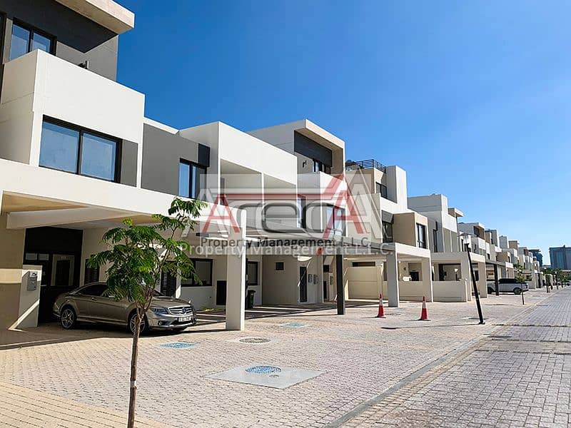 Stylish, Modern 4 Master Bed Townhouse with Facilities! Bloom Gardens