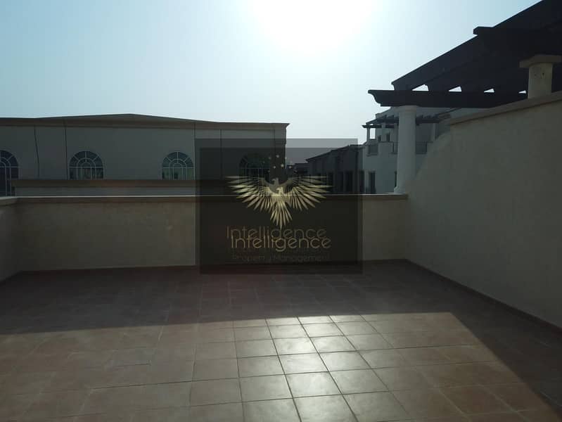 2 Invest Now! Well Maintained and Elegant Villa!