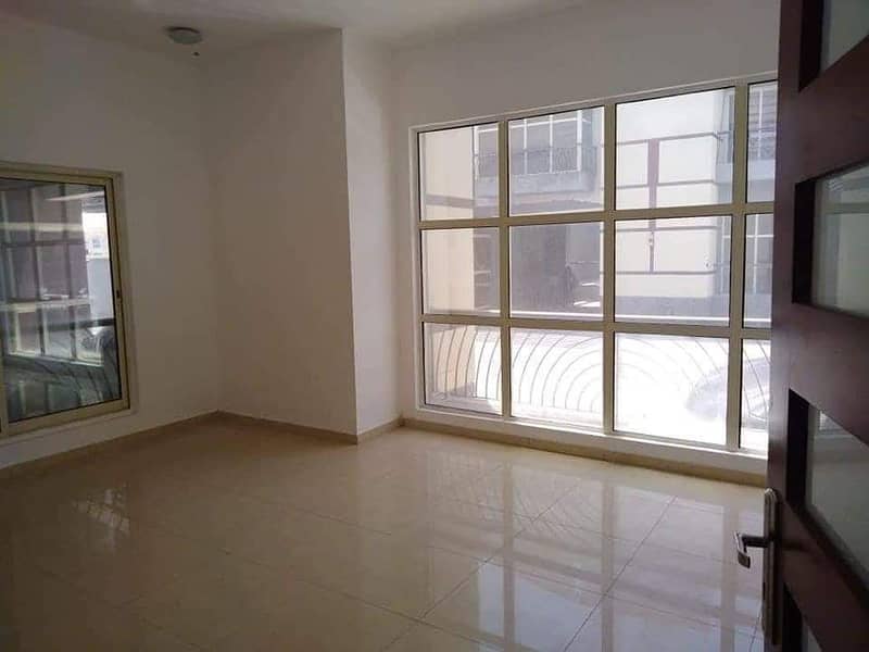 شقة في مدينة خليفة 1 غرفة 40000 درهم - 3481309