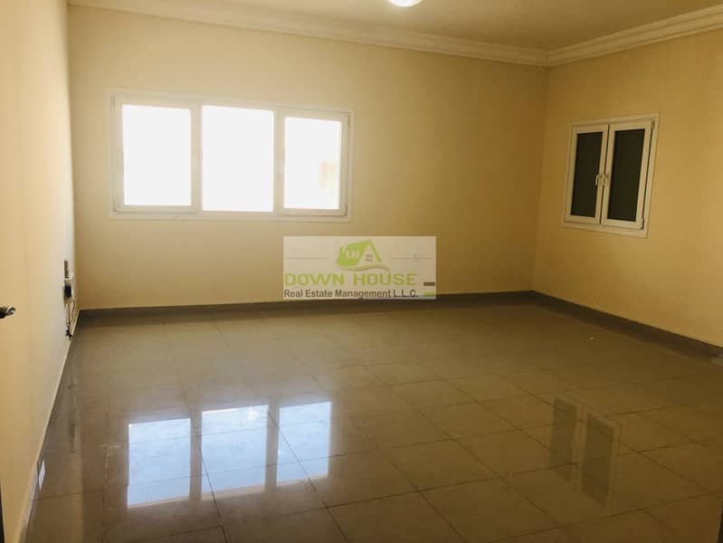 Huge 1- bedroom hall 4.200 monthly in khalifa city A