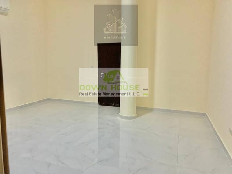 5 Hot Deal !! brand New 1 bhk With Balcony In khalifa A