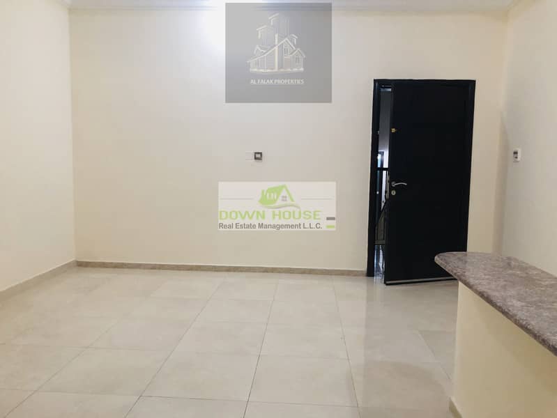 5 AD > American style studio with balcony for rent near khalifa market