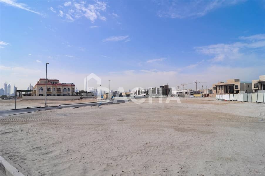 4 Freehold Land / Double Plot / AED 550 sqft Only